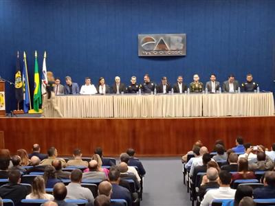 Foto da Notícia: Novo superintendente da PRF toma posse no auditório da OAB-MT